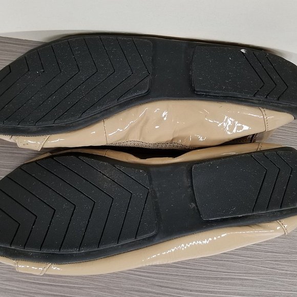 Me Too 'Legend 2.0' Ballet Flat, Driftwood Patent Leather, Womens Size 7.5 M - Picture 9 of 11